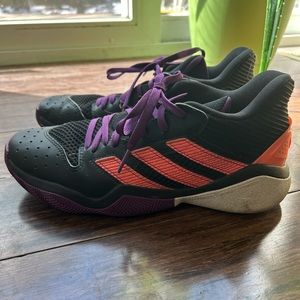 2020
Harden Stepback 'Black Purple Coral'